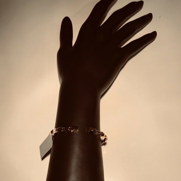 🎁 $225 MICHAEL KORS Mercer Link 14K Rse Gold Cuff - Picture 6 of 6